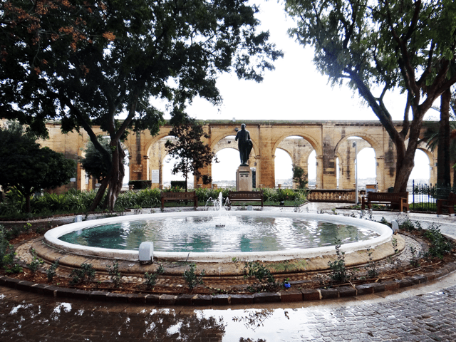 Fonte dos Jardins Barrakka, em Valletta.