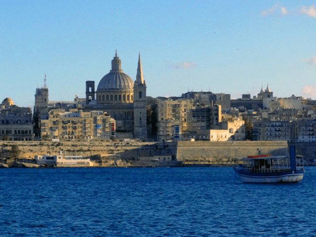 Valletta, a capital de Malta, vista de Sliema.